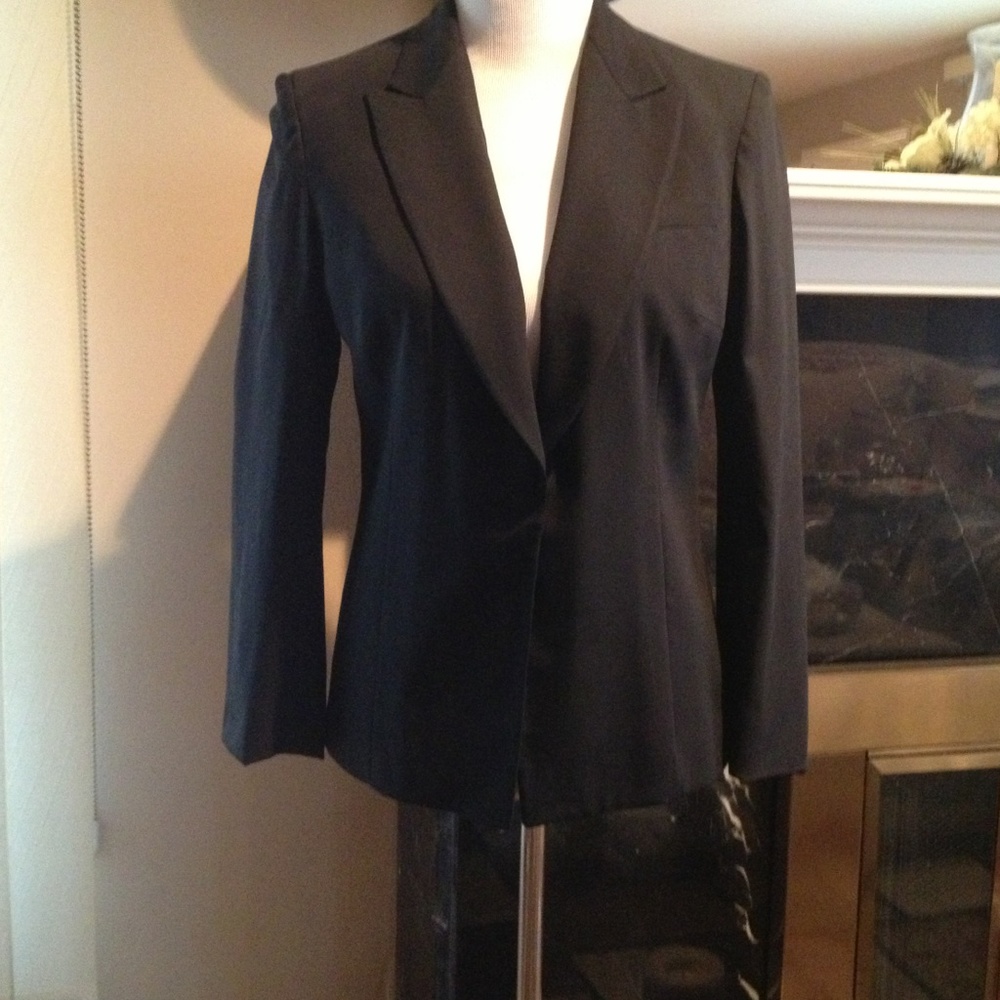 Elie Tahari- all Season Blazer, Black